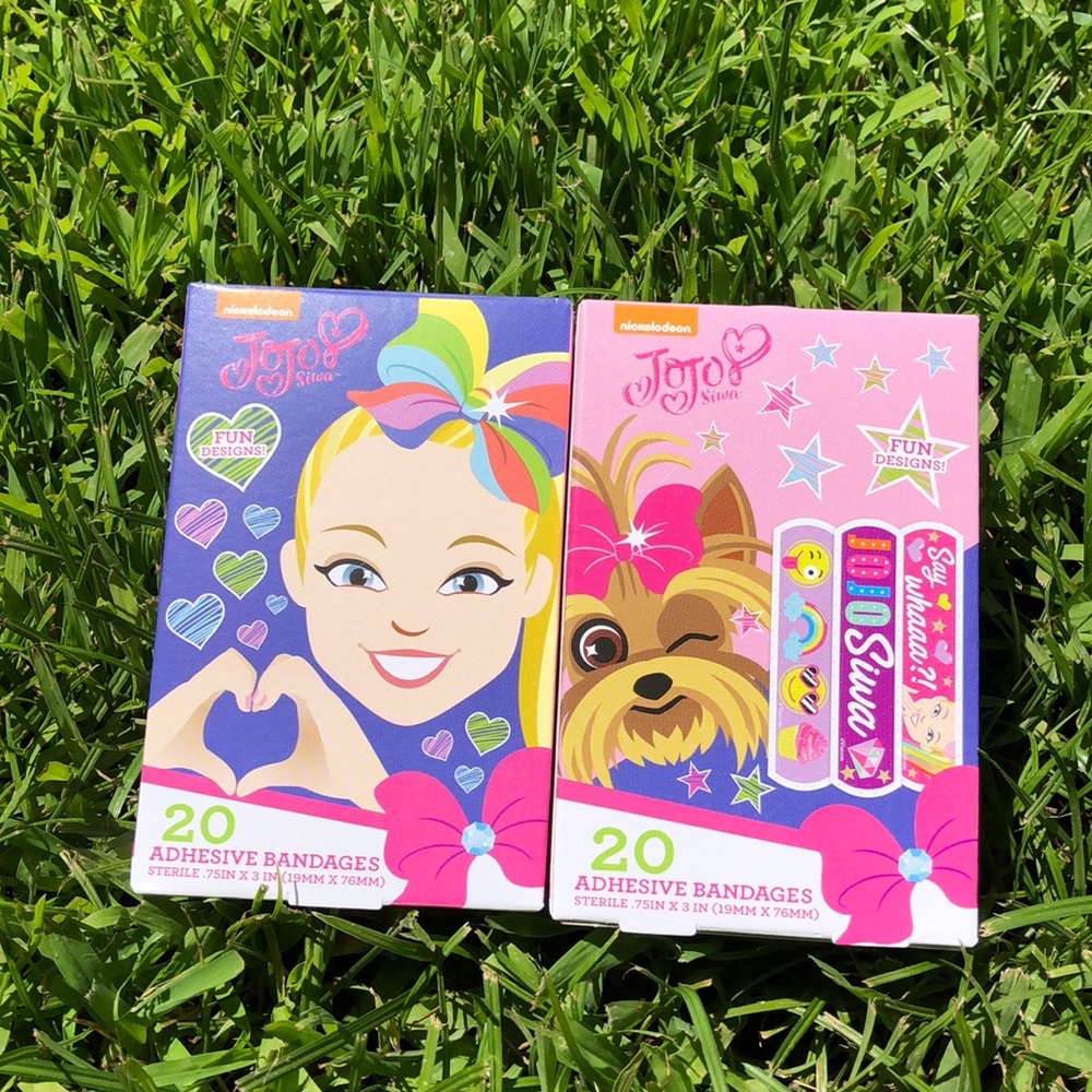 5/$20 Jojo Siwa adhesive bandages
